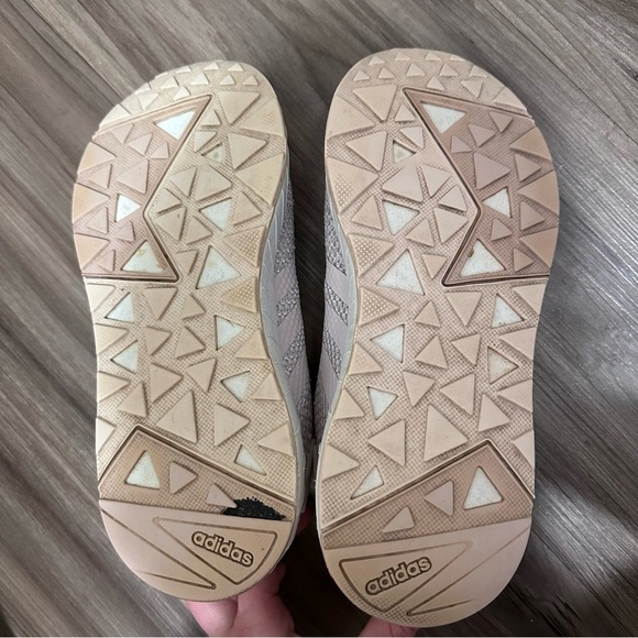 ADIDAS CLOUDFOAM QUESTAR BYD SHOES women’s 7 - Picture 8 of 10